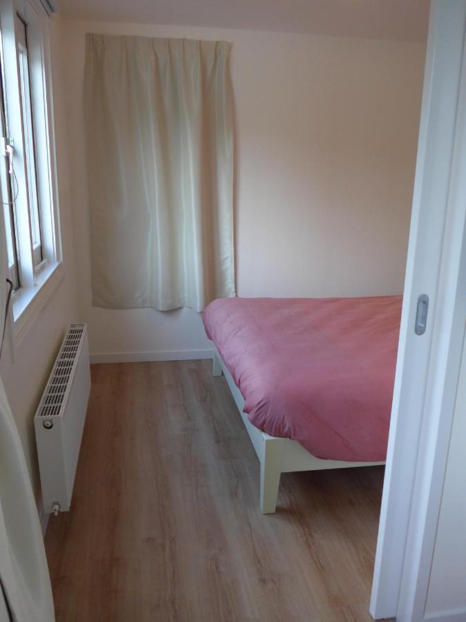 Ferienwohnung Houseboat In The Center, 5 Min Walk To Tropical Museum, Free Wifi! Amsterdam Exterior foto